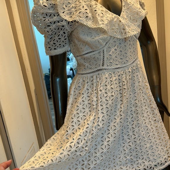 Self Portrait New dress - Picture 6 of 15